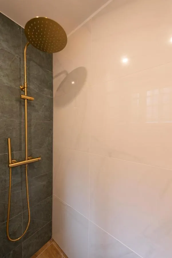 Au Pied De La Tour Apartment Paris